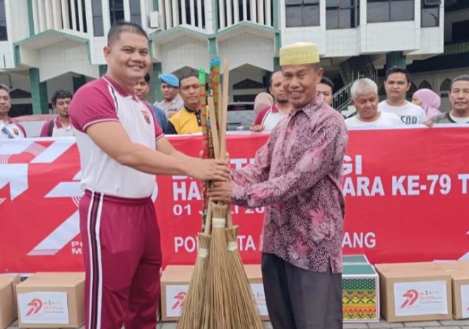 
					Polresta Deli Serdang Gelar Bhakti Religi di Tempat Ibadah Sambut HUT Bhayangkara ke-79