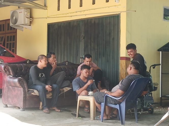 
					Pemuda Desa Logas Singingi Dukung Penuh Timnas Indonesia Lawan China di Kualifikasi Piala Dunia