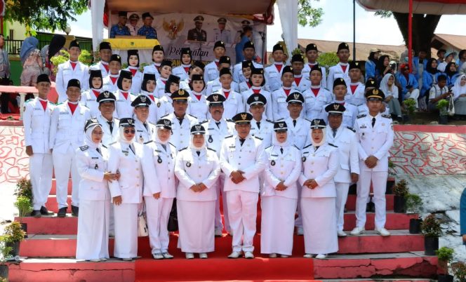 
					PJ Datin/Datuk Penghulu serta Penghulu Hadiri Upacara, Upika Bagan Sinembah Peringati HUT Kemerdekaan RI Ke-80