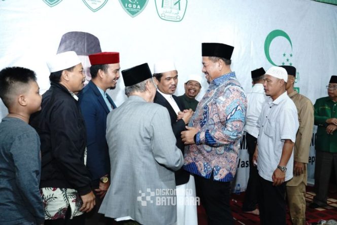 
					Ikut Bermunajat Bersama Al Washliyah, Bupati Batu Bara Perkuat Silaturahmi