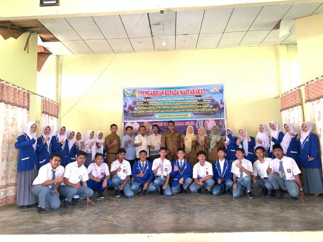
					Penyuluhan Nilai-nilai Karakter dan Sejarah P5 Berbasis Budaya Pacu Jalur Pada Siswa SMA di Kecamatan Kuantan Hilir Kuansing