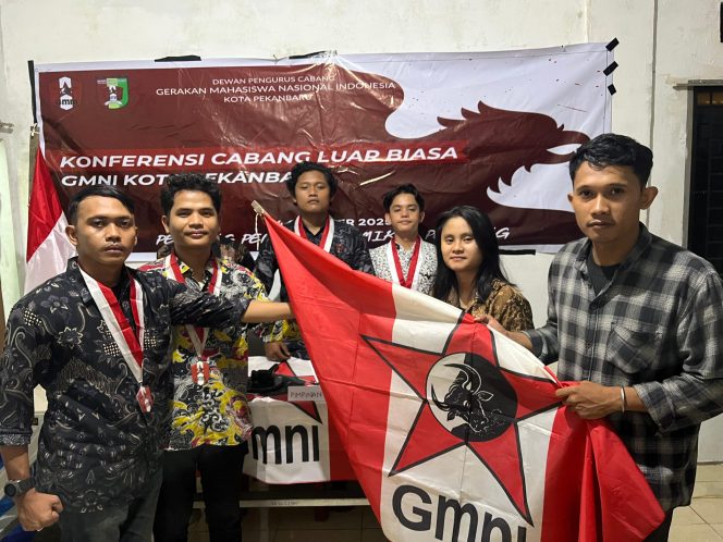 
					Berjalan Sukses, Arifin Sitinjak – Rio Harahap Resmi Terpilih Sebagai Ketua Dan Sekretaris DPC GMNI Kota Pekanbaru