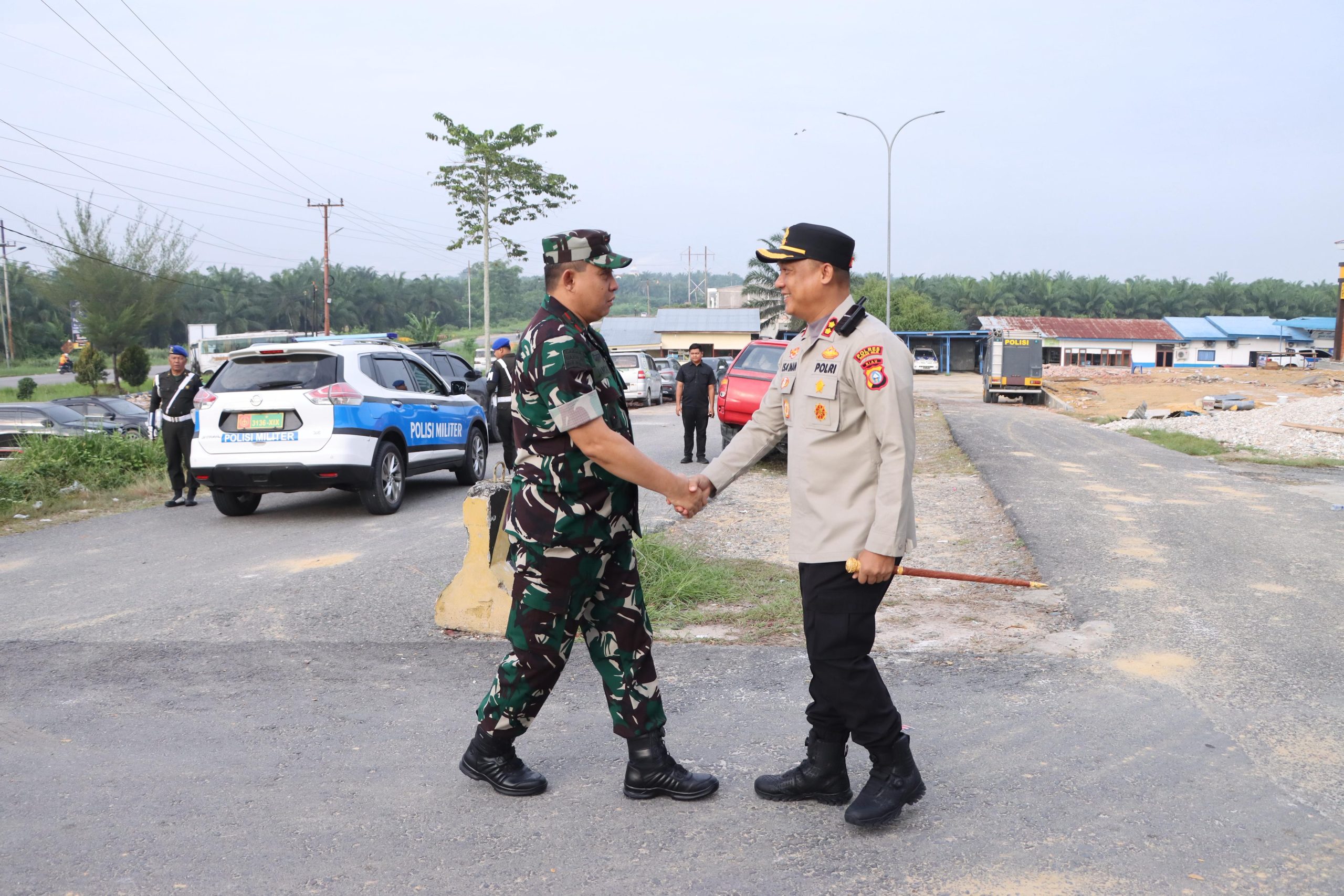 Danrem 031 Wira Bima Silaturahmi ke Polres Rohil, Perkuat Sinergi TNI-Polri Lewat Kamtibmas