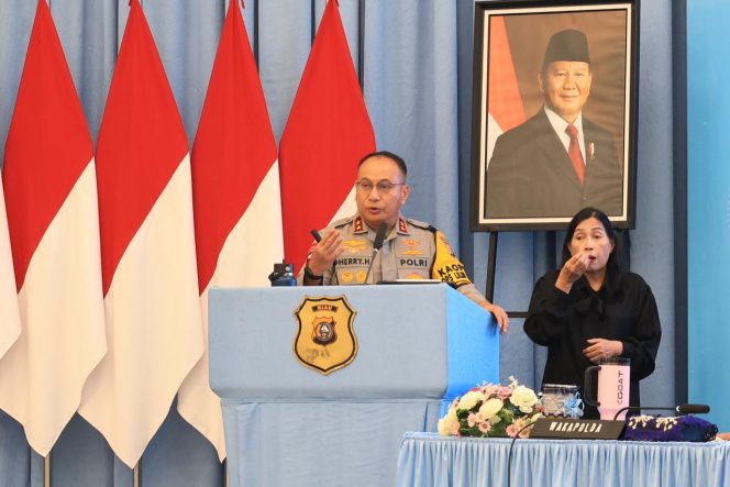 
					Penurunan Kejahatan dan Penguatan Green Policing, Polda Riau Rilis Akhir Tahun 2025