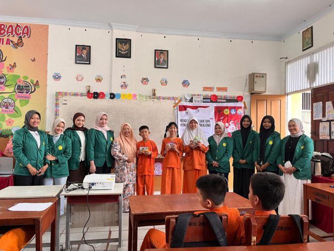 
					Mahasiswa UMRI Edukasi Siswa SDN 148 Pekanbaru tentang Sikap Baik dan Pencegahan Radikalisme