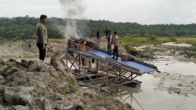 
					Polsek Singingi Kembali Tertibkan Aktivitas PETI di Dua Lokasi