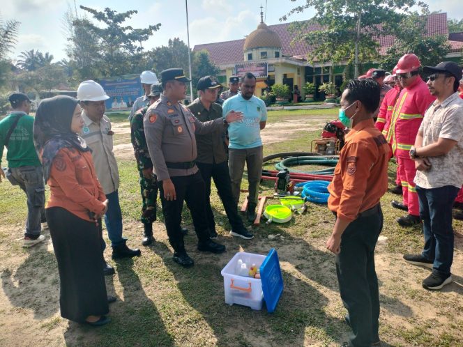 
					Polsek Bagan Sinembah Gelar Apel Kesiapsiagaan Karhutla di Kecamatan Balai Jaya dan Basira