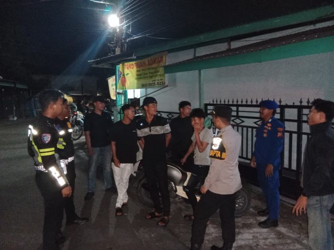 
					Subuh On The Road Pamapta Sampaikan Aduan Masyarakat lewat 110 Polres Meranti