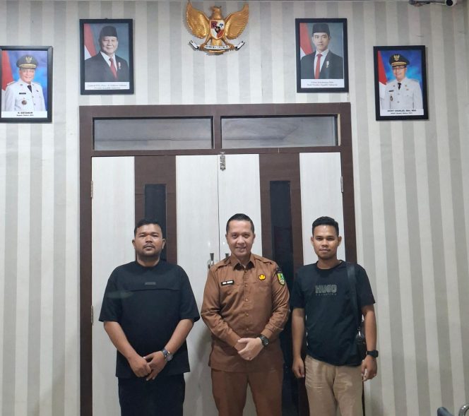 
					Silaturahmi di Kantor Kesbangpol, Wasekjen HIMMAH Pusat Akan Perkuat Sinergi Kawal Ideologi Negara di Rohil