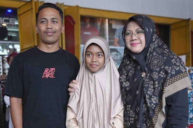 
					Bupati Afni Dampingi Puluhan Anak Yatim Belanja Kebutuhan Lebaran di Kandis