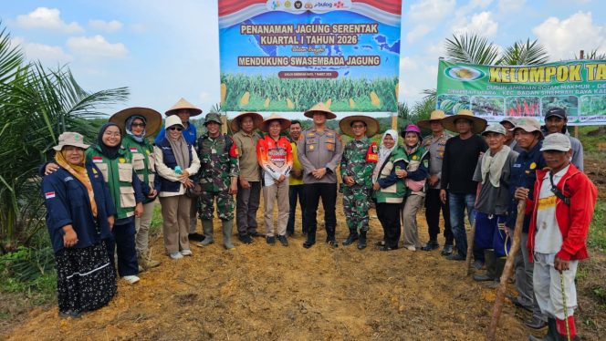 
					Terobosan Baru Polsek Bagan Sinembah, Tanam Jagung 30 Hektare Dukung Ketapang dan Program Asta Cita Presiden