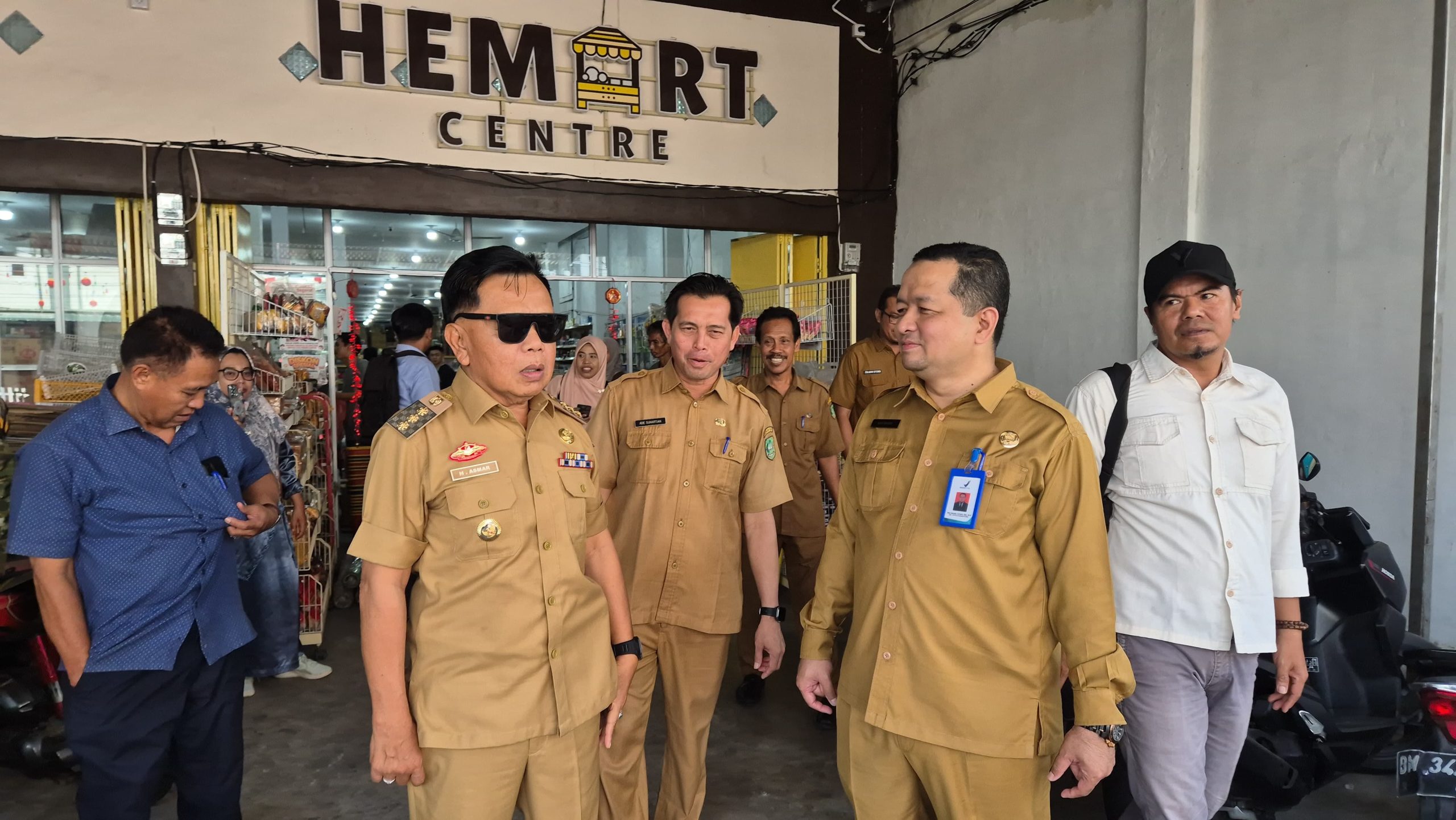 Bupati Asmar dan BBPOM Pekanbaru Sidak Minimarket Jelang Lebaran, Pastikan Produk Aman Dikonsumsi