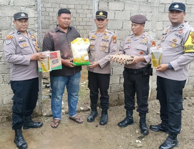
					Salurkan Bantuan Sembako Polsek Kabun Peduli Warga Kurang Mampu