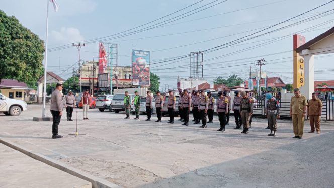 
					Pastikan Malam Takbiran Kondusif, Kapolsek Bagan Sinembah Pimpin Apel Kesiapsiagaaan