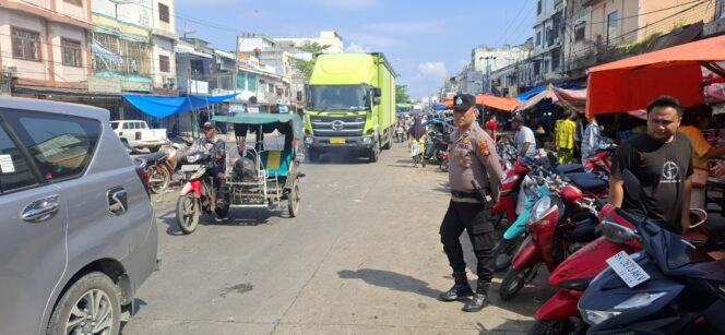
					Antisipasi Tindak Kriminal, Polsek Bagan Sinembah Patroli Rutin di Tempat Keramaian