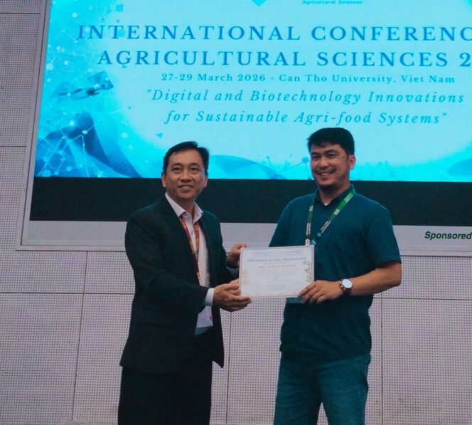 
					Guncangkan Dunia Internasional, Dosen UNIKS Tampil Sebagai Pemateri seminar internasional di Vietnam