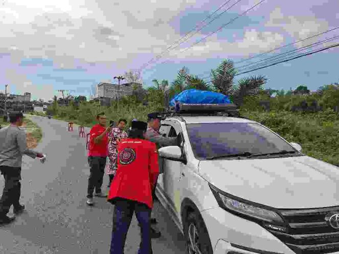 
					Keluarga Besar PBB Rohul Bersama Upika Rambah HIlir, Berbagi Takzil di Bulan Ramadhan