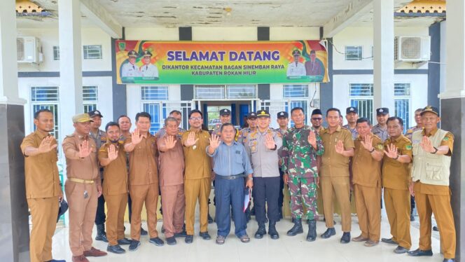 
					Break the Heat! Polsek Bagan Sinembah, Gempur Potensi Ketegangan Melalui FGD dan Cooling System