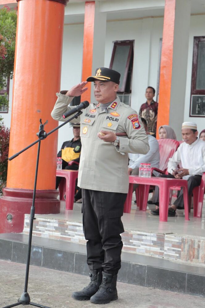 
					Tegaskan Komitmen Bersihkan Narkoba, Kapolres Rohil Pimpin Apel Personel Baru Polsek Panipahan