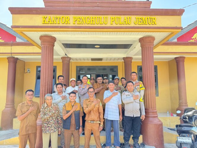 
					Operasi Damai Panipahan: Kapolsek Ajak Semua Elemen Gebrak Cooling System, Jaga Kamtibmas Hancurkan Narkoba