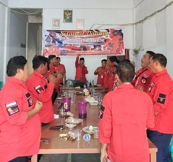 
					Terpilih Secara Aklamasi, Rajin Manullang Nahkodai Pimpinan DPC PBB Rohul Periode 2025-2030