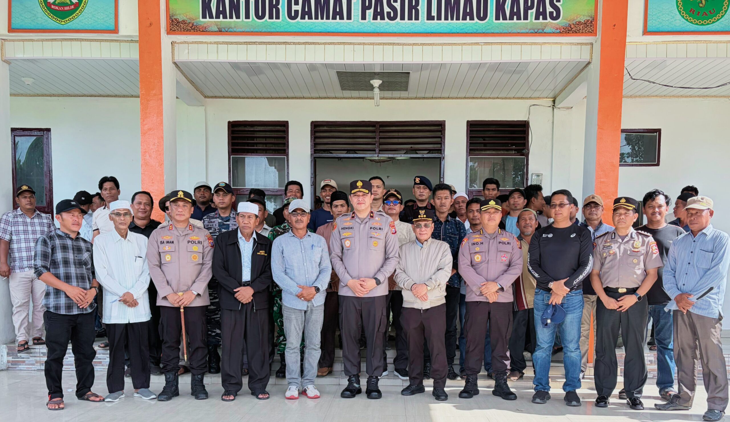 Pasca Aksi Unjuk Rasa, Wakapolda Bersama PJU Polda Riau Tatap Muka dengan Warga