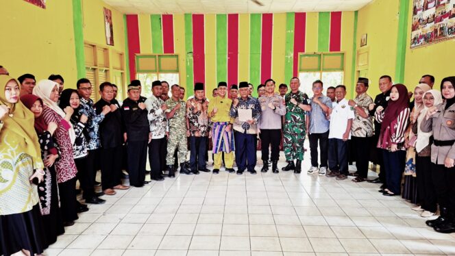 
					FGD dan Cooling System Cegah Narkoba serta Hoaks, Kapolsek Bagan Sinembah Gandeng Tokoh Masyarakat