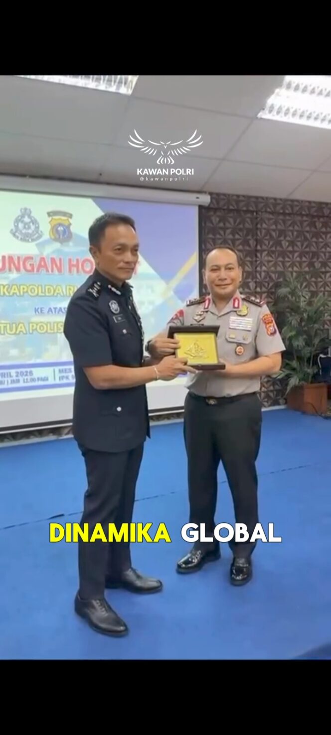 
					Perangi Narkotika dan Terorisme, Kapolda Riau Irjen Herry Heryawan Bangun Kerjasama Strategis dengan Police Malaysia