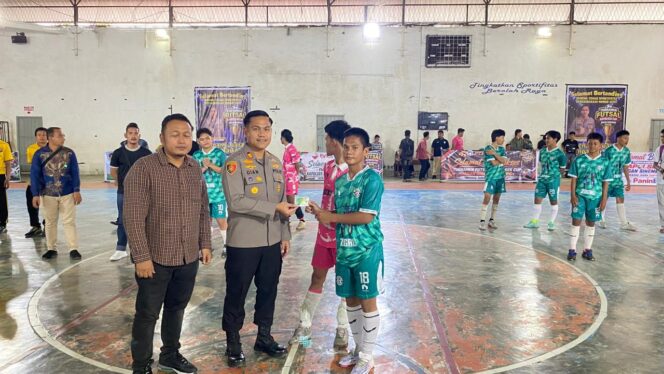 
					Kapolsek Bagan Sinembah Cup 2026 Resmi Dibuka, Ajang Cooling System dan Benteng Anti Narkoba Bagi Generasi Muda