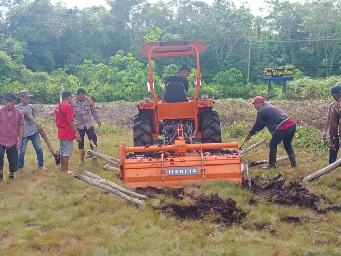 
					Polsek Rangsang Barat Gelar Goro, Persiapan Penanaman Jagung Pipil