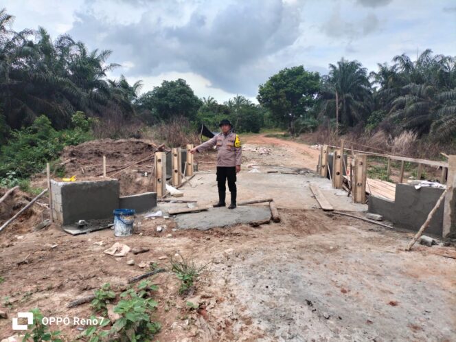 
					Pacu Pembagunan Jembatan Merah Putih Presisi, Polres Rohil: Progres Capai 90 Persen