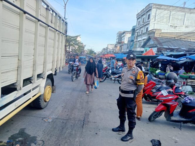 
					Macet Hilang, Warga Senang! Strong Point Pagi Polisi Sukses Lancarkan Lalu Lintas