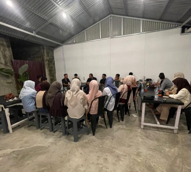 
					Kumpulkan Segerombolan Mahasiswa Atas Nama Tokoh Kuansing, Sekum IPMAKUSI Tertawa Ngakak