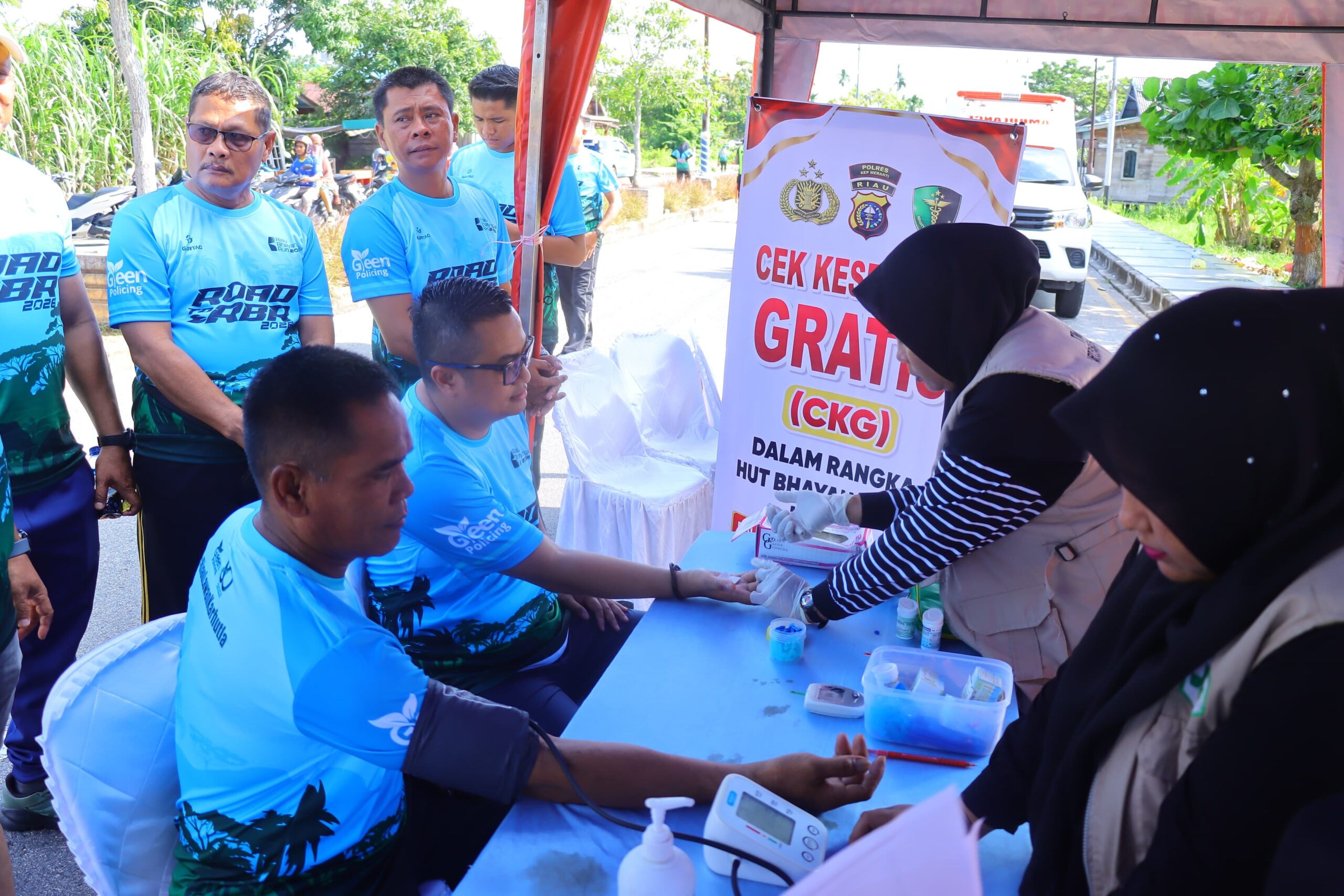 Semarak Hari Bhayangkara ke-80, Polres Kepulauan Meranti Adakan Giat Periksa Kesehatan Gratis