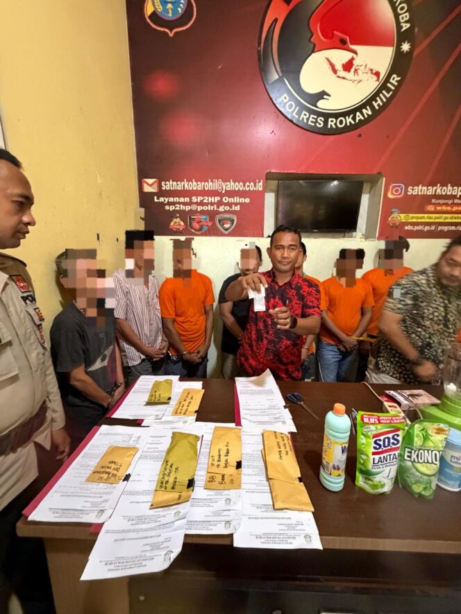 
					Musnahkan 336,01 Gram Sabu dan 23 Butir Ekstasi, Satresnarkoba Polres Rohil: Hasil Ungkap Kasus Narkotika