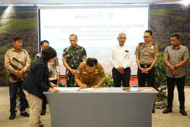 
					Teken Kerja Sama Program Desa Bebas Api, Bupati Asmar Perkuat Sinergi Cegah Karhutla
