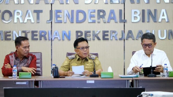 
					Bupati Meranti Perjuangkan Status Jalan Nasional, Usulkan Ruas Strategis dan Jembatan Penghubung ke Kementerian PU