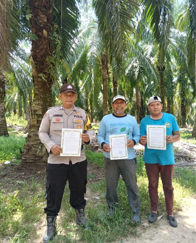 
					Rutin Antisipasi Karhutla, Polsek Simpang Kanan Giat Patroli dan Himbauan di Wilayah Hukum