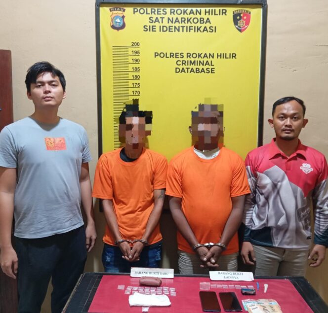 
					Kembali Ungkap Kasus Peredaran Sabu Seberat 8,8 Gram, Satresnarkoba Polres Rohil Tangkap Dua Orang Pelaku