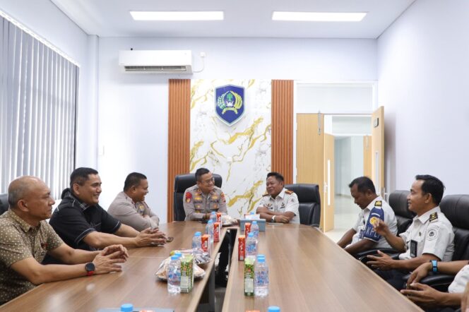 
					Kunjungan Silaturahmi ke Lapas Kelas IIA Bagan Siapiapi, Kapolres Rohil Perkuat Sinergitas dan Kolaborasi Antar Instansi