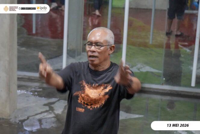 
					Seniman Pemangku Negri IRAWAN PERMADI, Fokus Angkat Tradisi Lokal Riau Lewat Tari