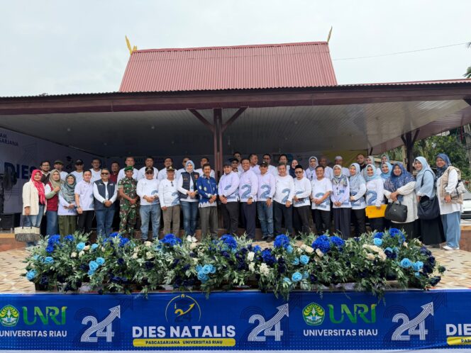 
					Dies Natalis ke-24 Pascasarjana Universitas Riau Hadirkan Baktisosial, Pendidikan, dan Pengabdian Nyata untuk Masyarakat