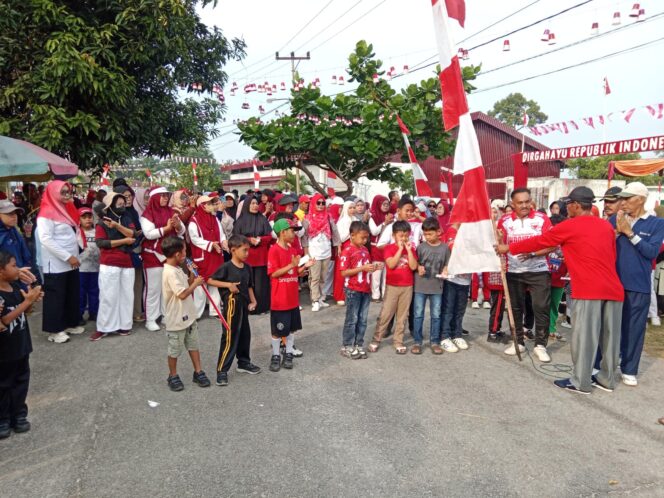 
					Gerak Jalan Santai Semarak, Pemdes Alai Sambut HUT RI Ke 81