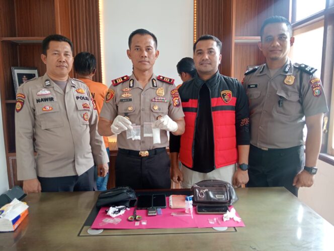 
					Tiga Orang Diringkus! Polsek Pujud Ungkap Peredaran Sabu 40 Gram