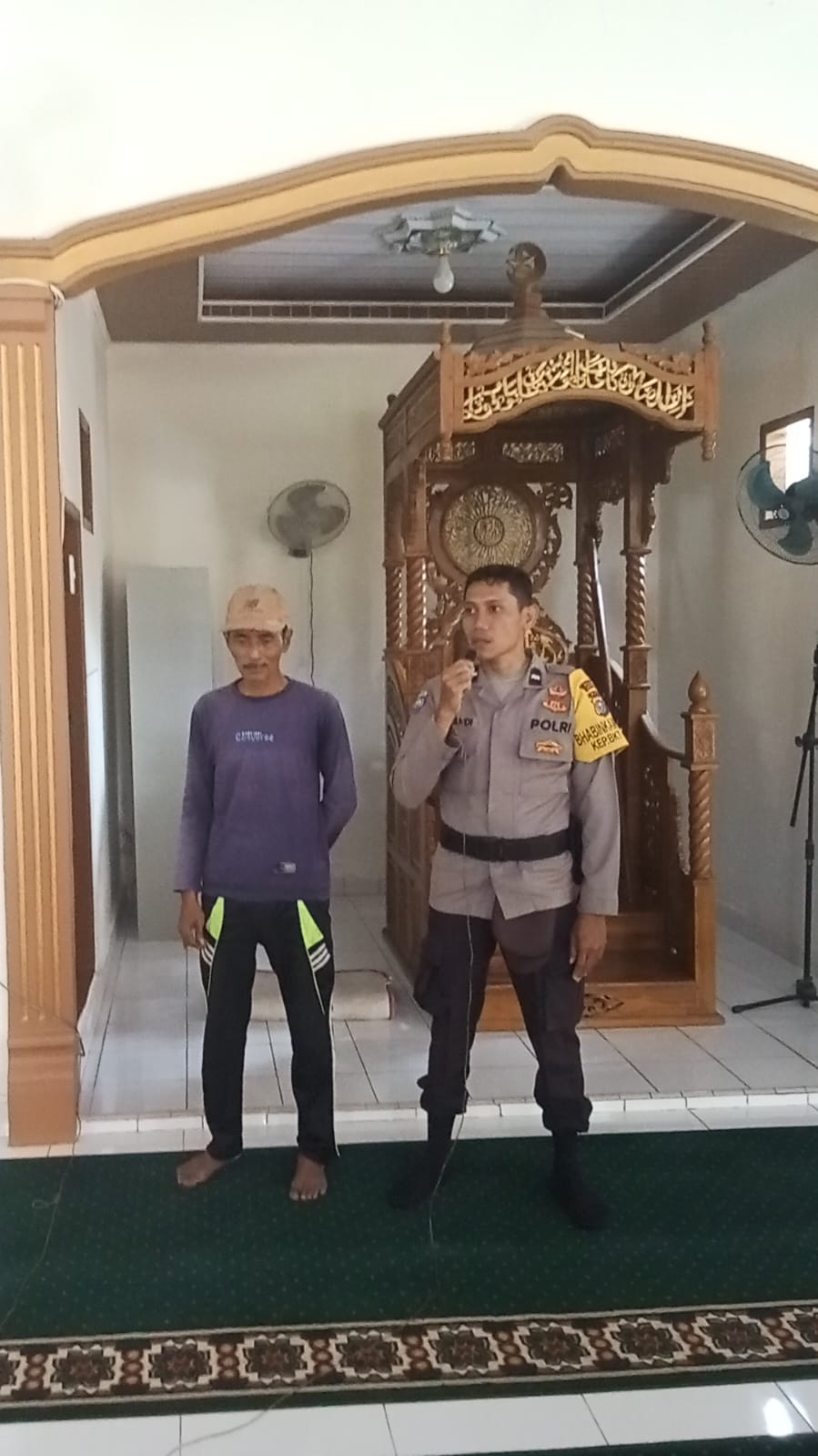 Ajak Warga Jaga Karhutla, Polsek Simpang Kanan Patroli dan Himbau Warga Agar Tidak membakar Lahan