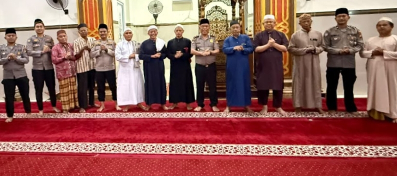 Subuh Keliling di Masjid Assidiq, Polres Rohil Hadir, Dengar, Layani, dan Jaga Bersama